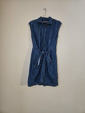 Tommy Hilfiger Sleeveless Denim Midi Dress in Blue with Tie Waist, Size Medium